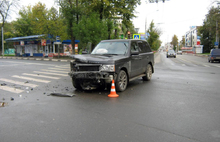 В Ярославле «Мерседес» проехал перекресток на красный сигнал светофора