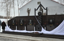В Ярославле открыт мемориал в память погибших сотрудников ОМОНа и СОБРа