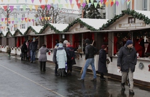 Посетители ярмарки на Советской площади съели пять тысяч блинов