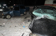 При столкновении двух машин на шоссе в Ярославской области – четверо пострадавших