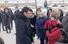 Дмитрий Миронов: «Строительство детского сада в Пошехонье будет завершено»