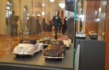 В правительстве Ярославской области открылась выставка моделей транспорта времен СССР