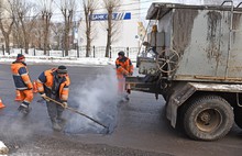 В Ярославле выполняют ямочный ремонт на Салтыкова-Щедрина и Городском валу
