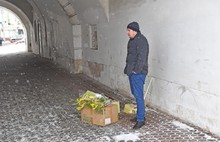 В Ярославле начали нелегально продавать цветы к 8 Марта