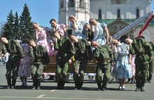 Ярославль - торжественный и праздничный - со слезами на глазах и радостью в душе отметил 68-й День Великой Победы. Фоторепортаж