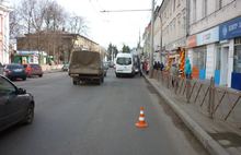 В Ярославле пассажира зажало в дверях автобуса и проволокло по дороге