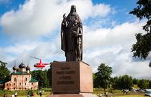 Адмиралу Ушакову открыли памятник на месте его крещения