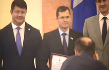 На последнее заседание ярославские городские депутаты пришли в костюмах и при галстуках