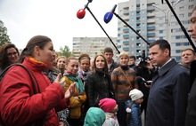 Дмитрий Миронов поздравил дольщиков с улицы Сосновой в Ярославле