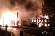 Ночью в Ярославле сгорело два расселенных дома