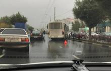 Три машины и автобус попали в ДТП: ярославцев ждет гигантская пробка на Московском проспекте
