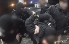 В Ярославле взяли серьезных наркодилеров: оперативные кадры