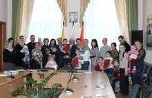Восемь многодетных семей Ярославской области получили землю к Новому году