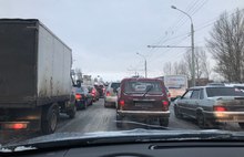 Снежная западня: весь Ярославль встал в небывалые пробки