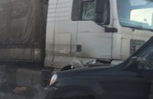 На окружной в Ярославле водители встали в пробку из-за ДТП четырёх машин