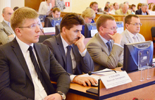 Обсуждение результатов деятельности мэра Ярославля за 2012 год длилось несколько часов. Фоторепортаж