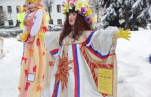 Алла Пугачёва и блинная женщина: ярославцы выбирают самую красивую куклу, которую сожгут на Масленицу