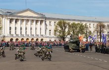 Парад Победы в Ярославле: фоторепортаж 