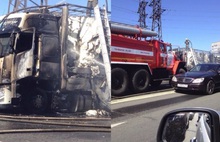 В Ярославской области на трассе М-8 «Холмогоры» сгорела фура с бумагой