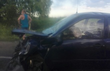 В лобовом ДТП в Ярославской области трое пострадавших 