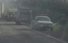 В Ярославской области фура столкнулась с микроавтобусом: пять пострадавших