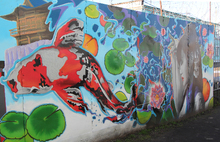 Заключенные оформили стены Рыбинской колонии картинами-граффити 