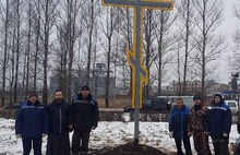 В Ярославле на въезде в Брагино воздвигли поклонный крест 