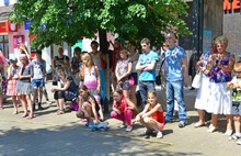 Жителей Ярославля продолжает удивлять  международный фестиваль уличных театров. Фоторепортаж