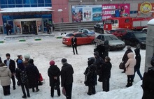Вторая волна: в Ярославле эвакуировали людей из ТЦ «Шоколад»