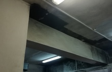 На потолке грибок, парилка требует ремонта: ярославцы в ужасе от состояния общественной бани