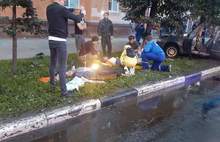 Чтобы извлечь людей, срезали крышу авто: страшное ДТП в центре Ярославля