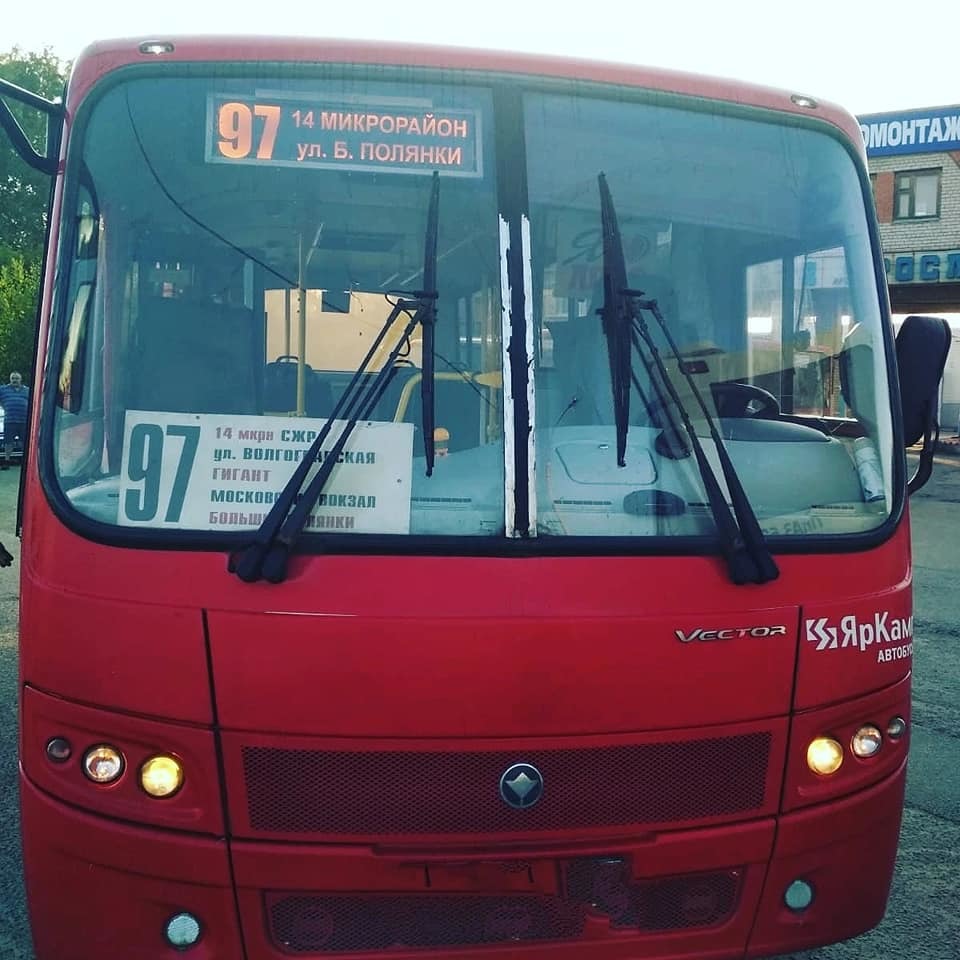 Почти половину ярославских автобусов, проверенных ГИБДД, нельзя эксплуатировать 
