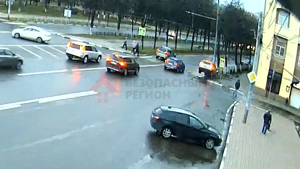 перестроение на пешеходном