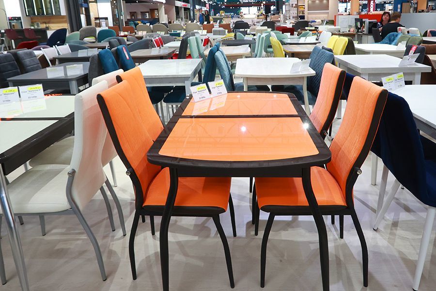 Удобные столы и стулья для обеденной зоны: как не ошибиться при выборе?