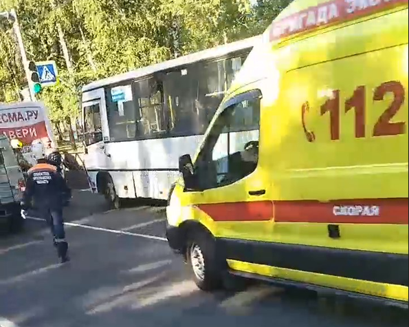 Водителя питерского автобуса наказали за ДТП в Ярославле
