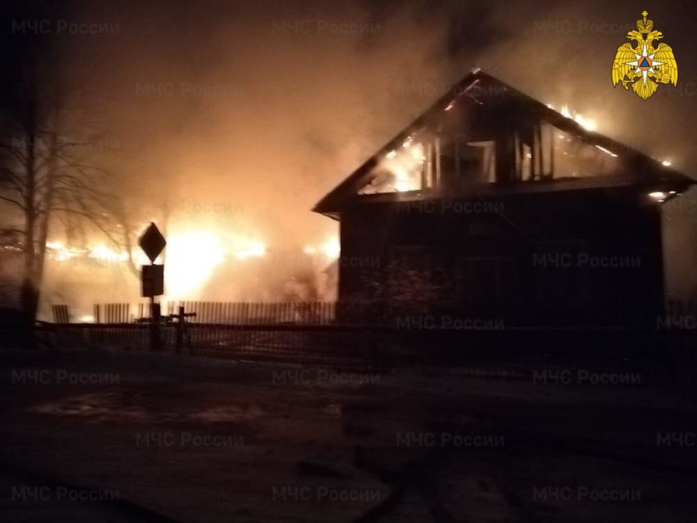 В Костромской области загорелось здание призывного пункта