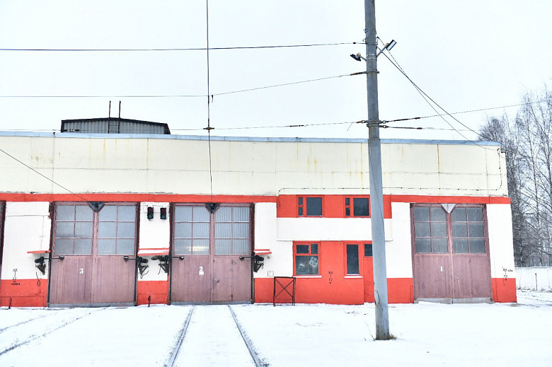 После повышения зарплата ремонтников трамвайного депо перевалит за 20 тысяч рублей