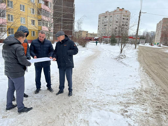 В Заволжском и Фрунзенском районах Ярославля ищут подрядчиков на ремонт дорог