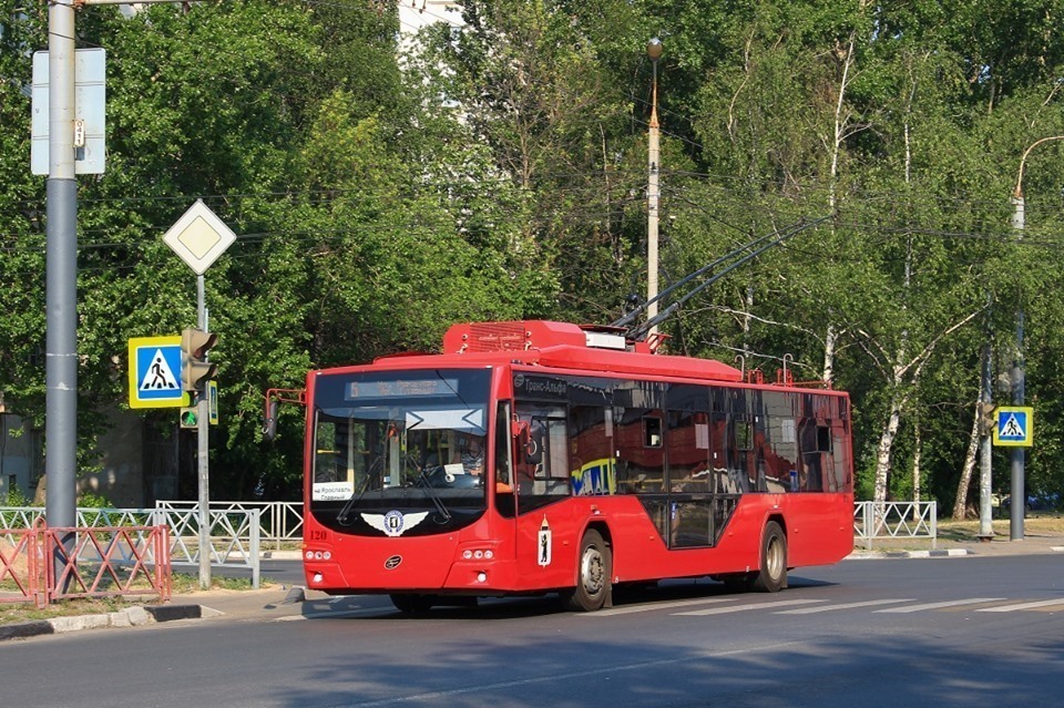 В Ярославле на маршруте погиб водитель троллейбуса