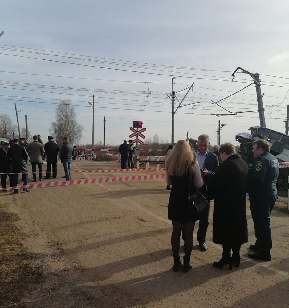 В прокуратуре назвали причину ДТП поезда и автобуса под Переславлем