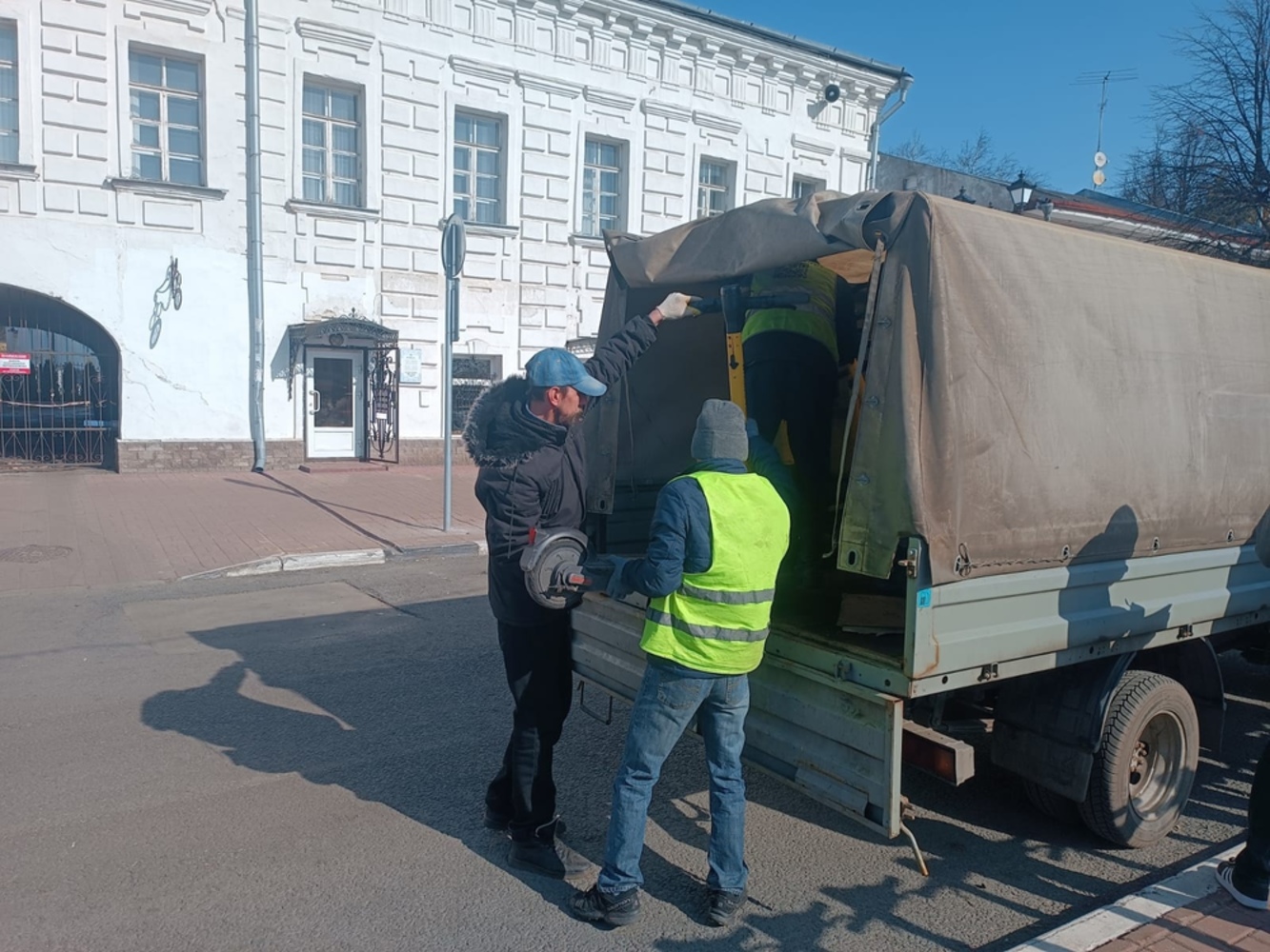 В Ярославле за брошенные электросамокаты будут платить нерадивые «водители»