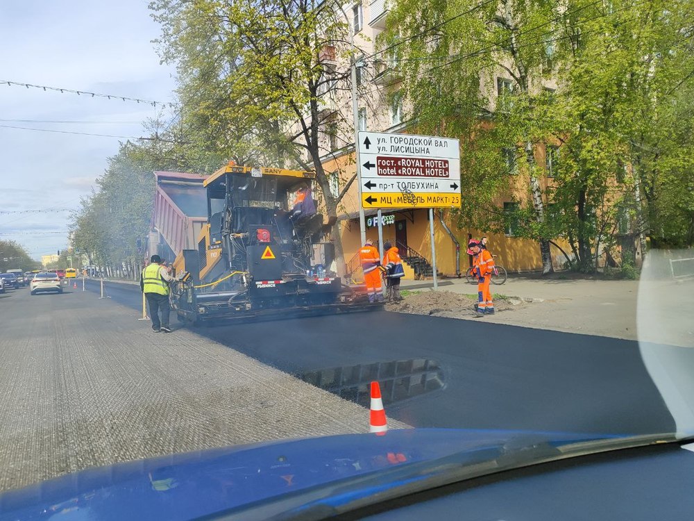 В Ярославле начали асфальтировать улицу Свободы
