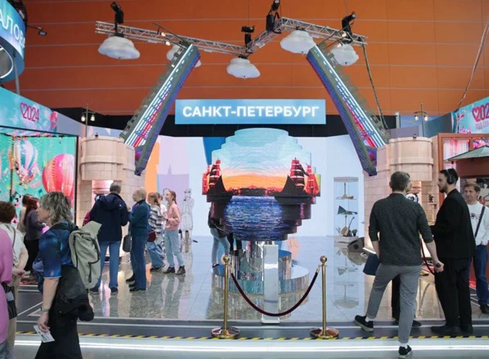 Санкт-Петербург продолжает удивлять на выставке «Россия»