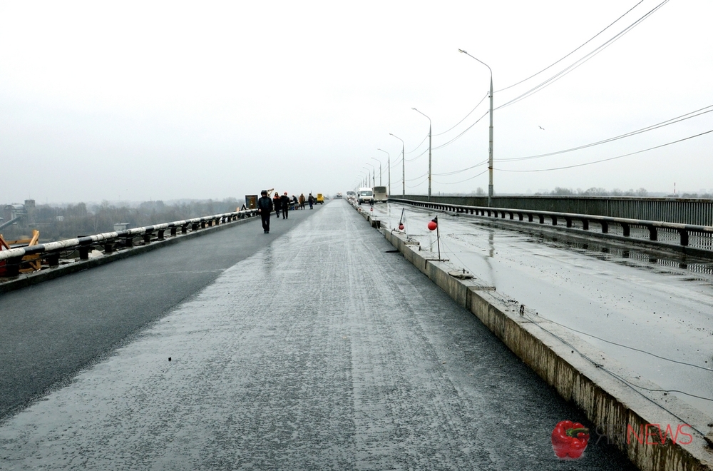 Октябрьский мост в Ярославле закрыт