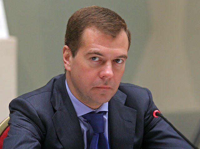 Дмитрий Медведев попросил МВД разобраться с долгами ТГК-2 Ярославской области