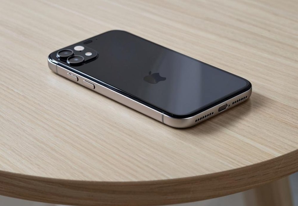 Взяла позвонить: в Ярославле девушку будут судить за смартфон бывшего парня