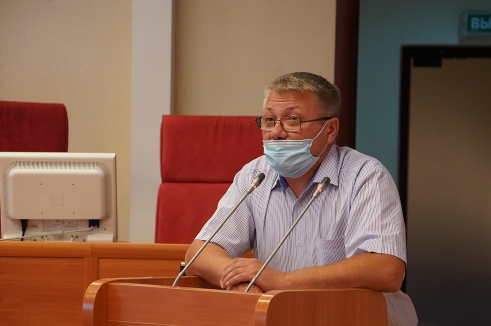 Экс-главврач второй больницы в Ярославле отсудил рубль за незаконное увольнение