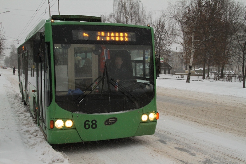 Троллейбус 5 рыбинск. Троллейбус 67 Рыбинск. Троллейбус 52 Рыбинск. Зеленый троллейбус Рыбинск. Троллейбус 32 Рыбинск.