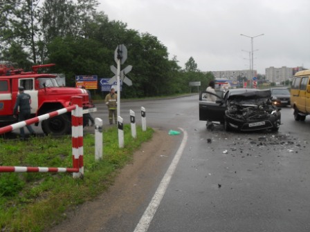 Авария на тутаевском шоссе ярославль сегодня. Тутаев Ярославль аварии сегодня.