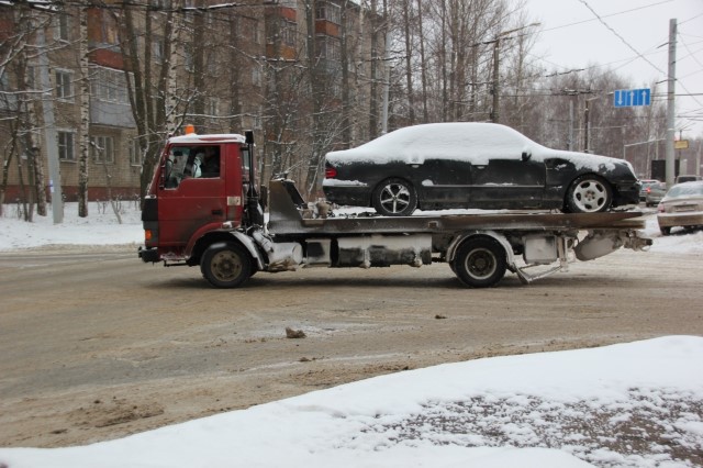 В Ярославле c начала года обнаружено около ста брошенных машин